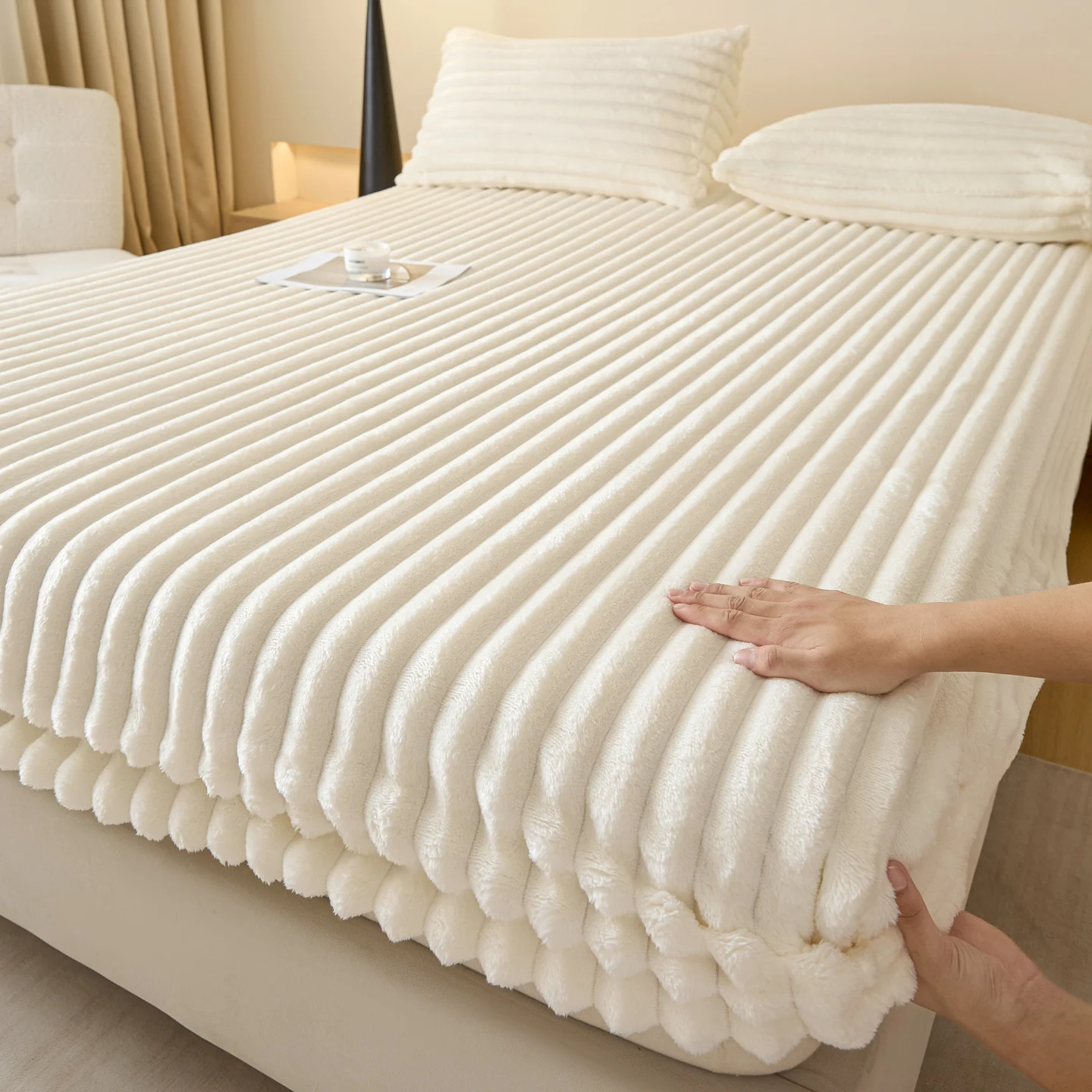 Fleece-lined Bedspread Single Piece — image 7
