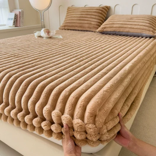Fleece-lined Bedspread Single Piece — image 5
