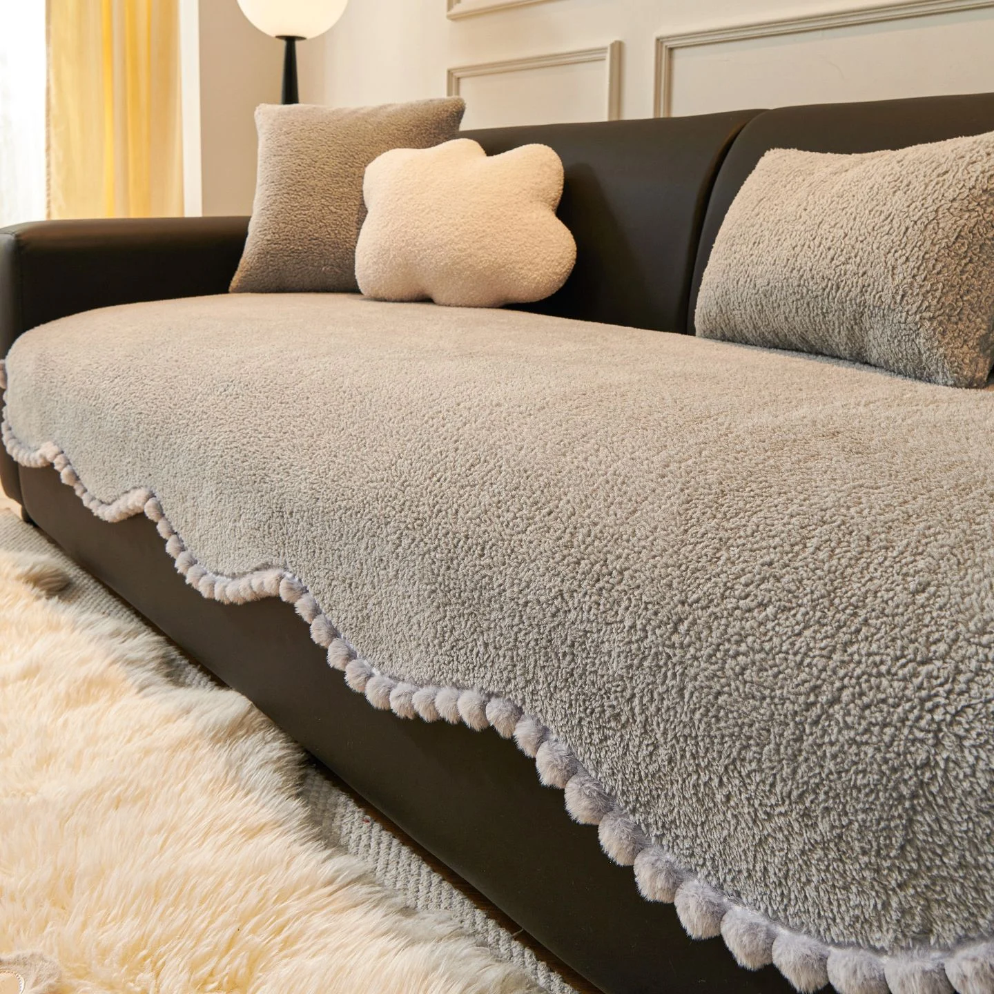 Fleece-lined Extra-thick Plush Sofa Cover — image 3