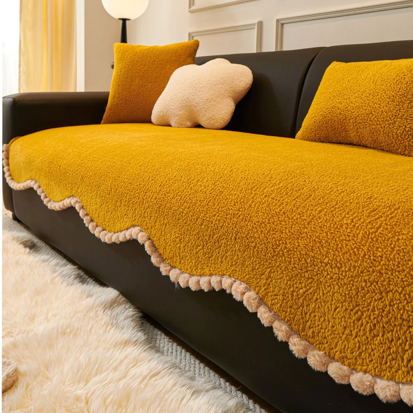 Fleece-lined Extra-thick Plush Sofa Cover — image 1