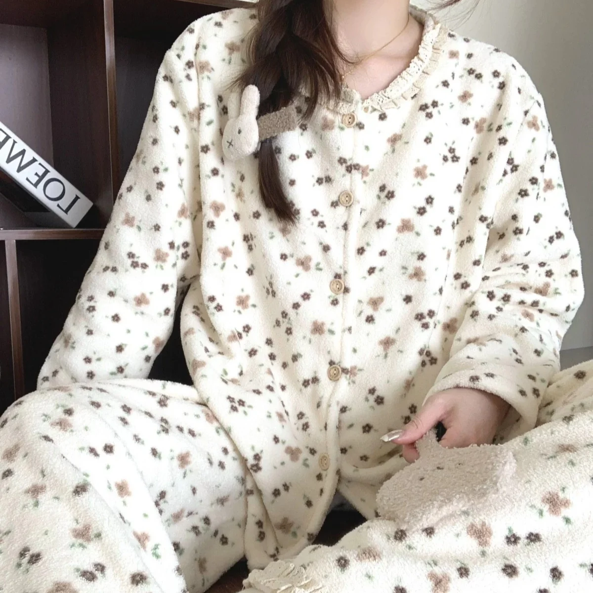 Floral-pattern Coral Fleece Pajama Set For Women Winter Thickened Design Suitable Both… — image 7
