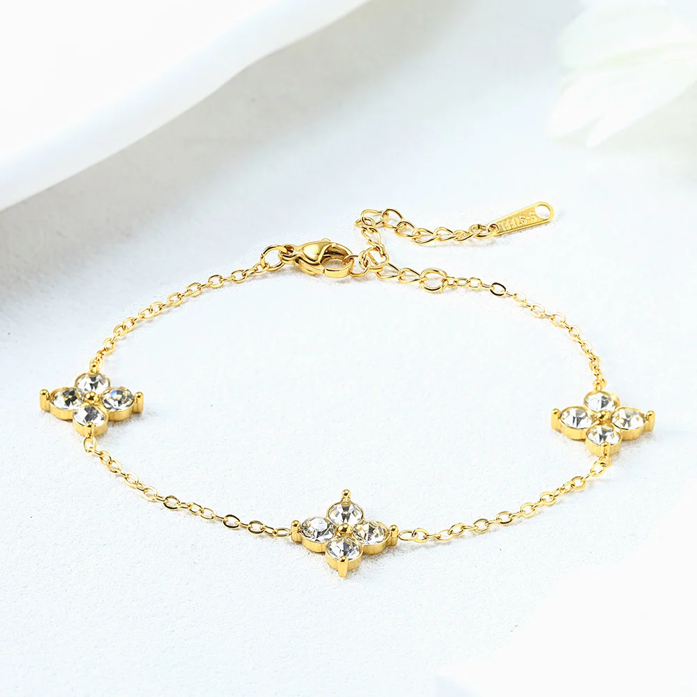 French Babys Breath Bracelet Necklace And Earrings Set — image 4
