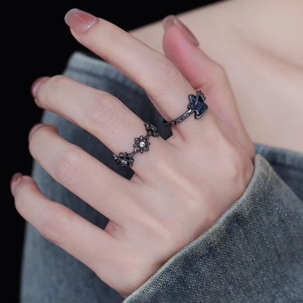 Gun-black Five-pointed Star Womens Adjustable Index Finger Ring — image 2