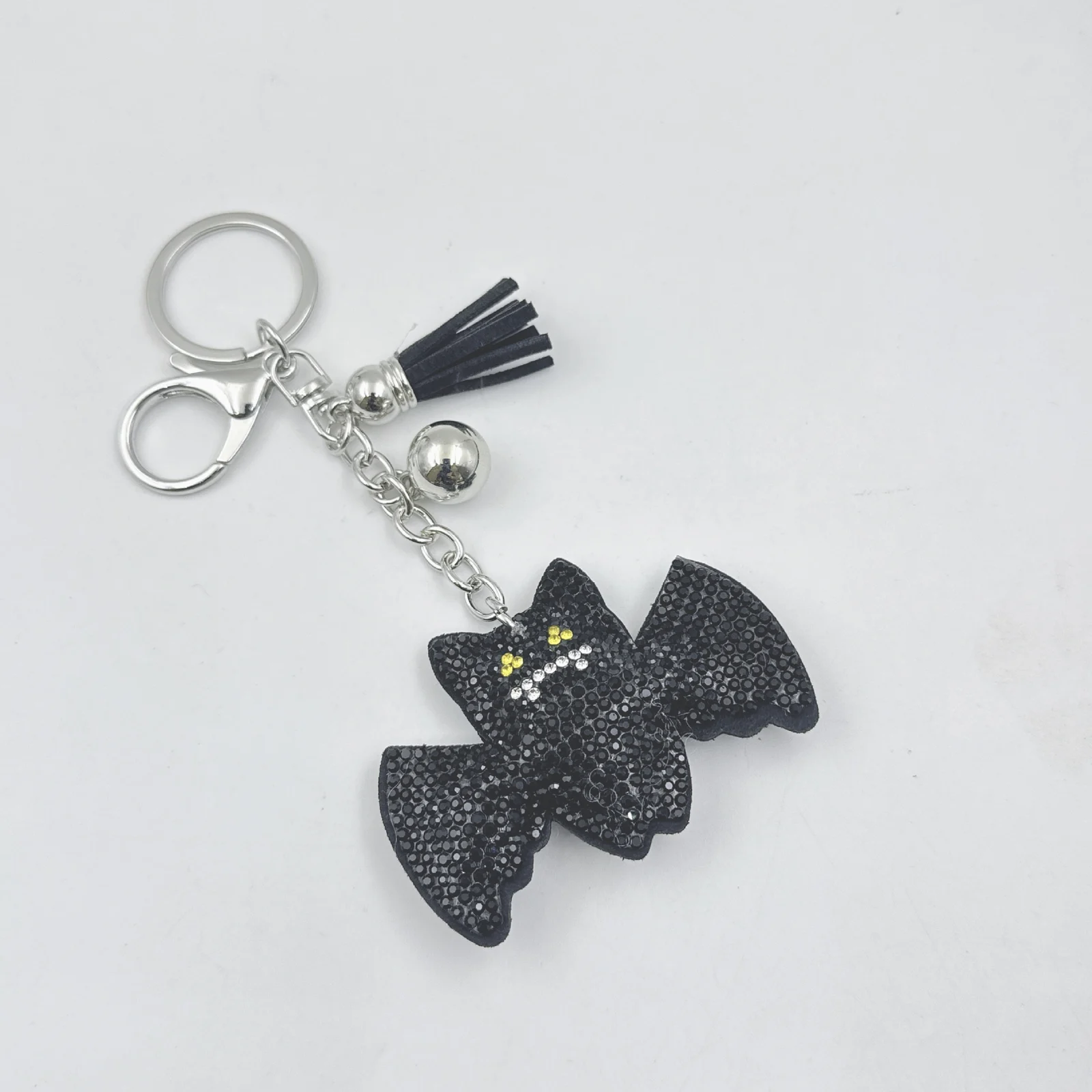 Halloween Bat Keychain Pendant Fashionable — image 4