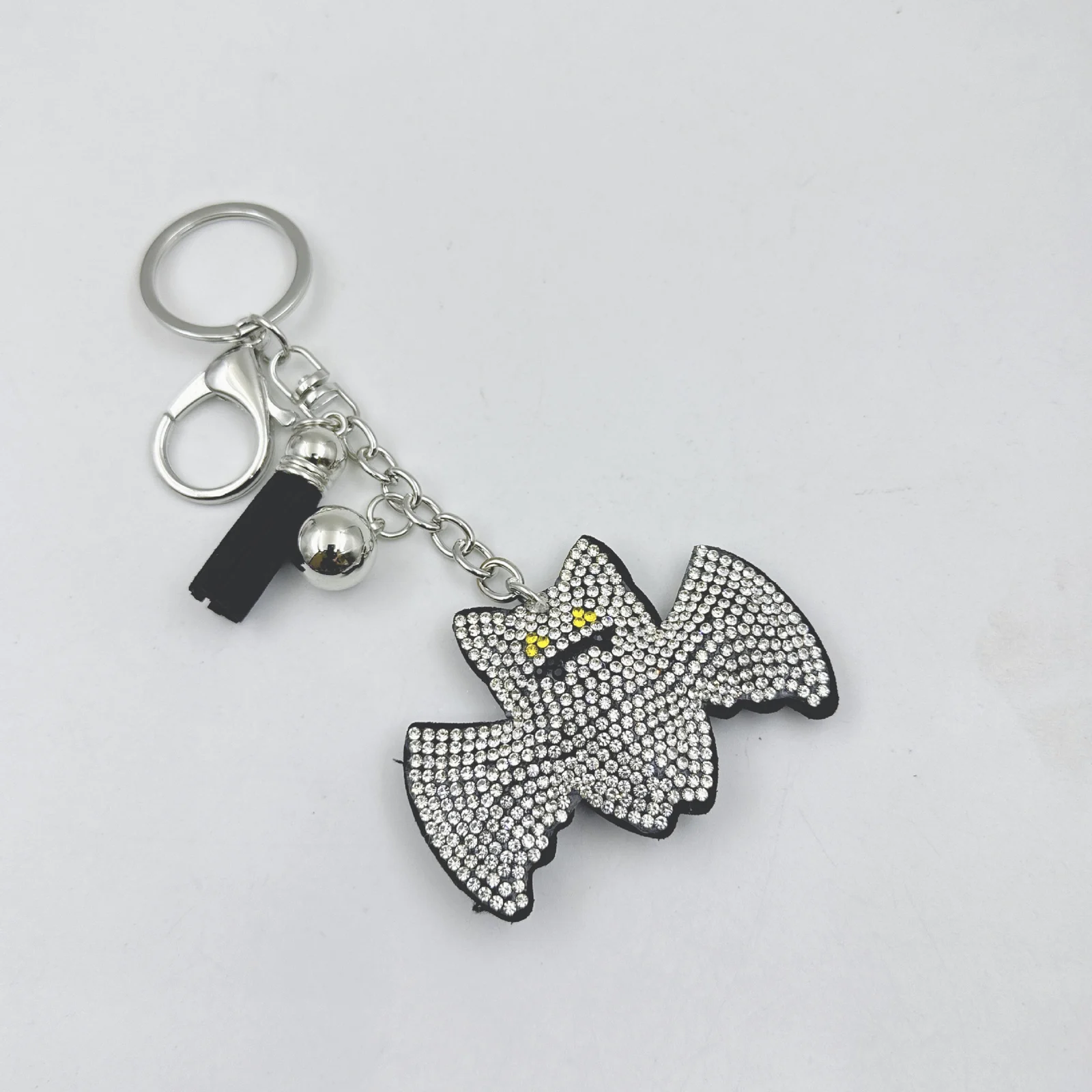 Halloween Bat Keychain Pendant Fashionable — image 2