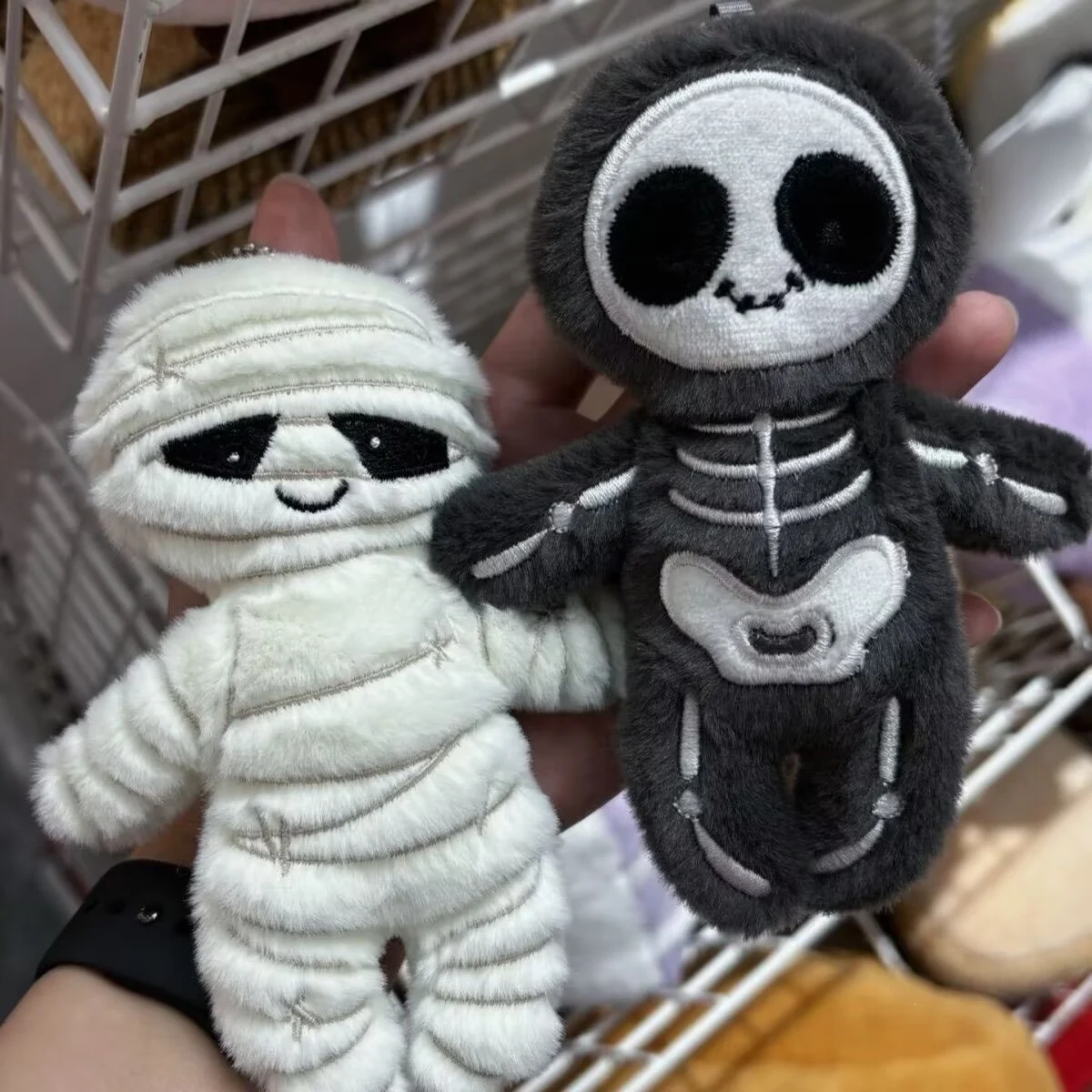 Halloween Skull Plush Doll Pendant — image 4