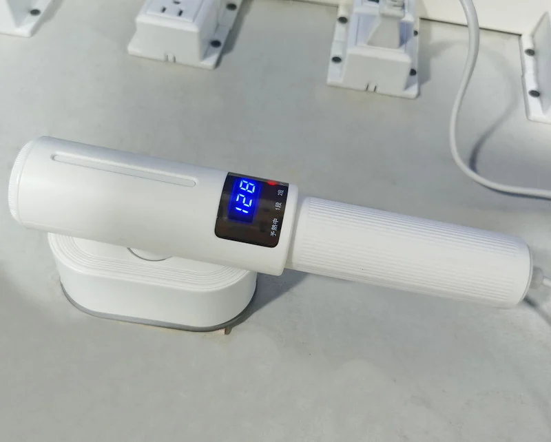 Handheld Steam Garment Steamer With A Rotary Temperature Display For Ironing — image 5