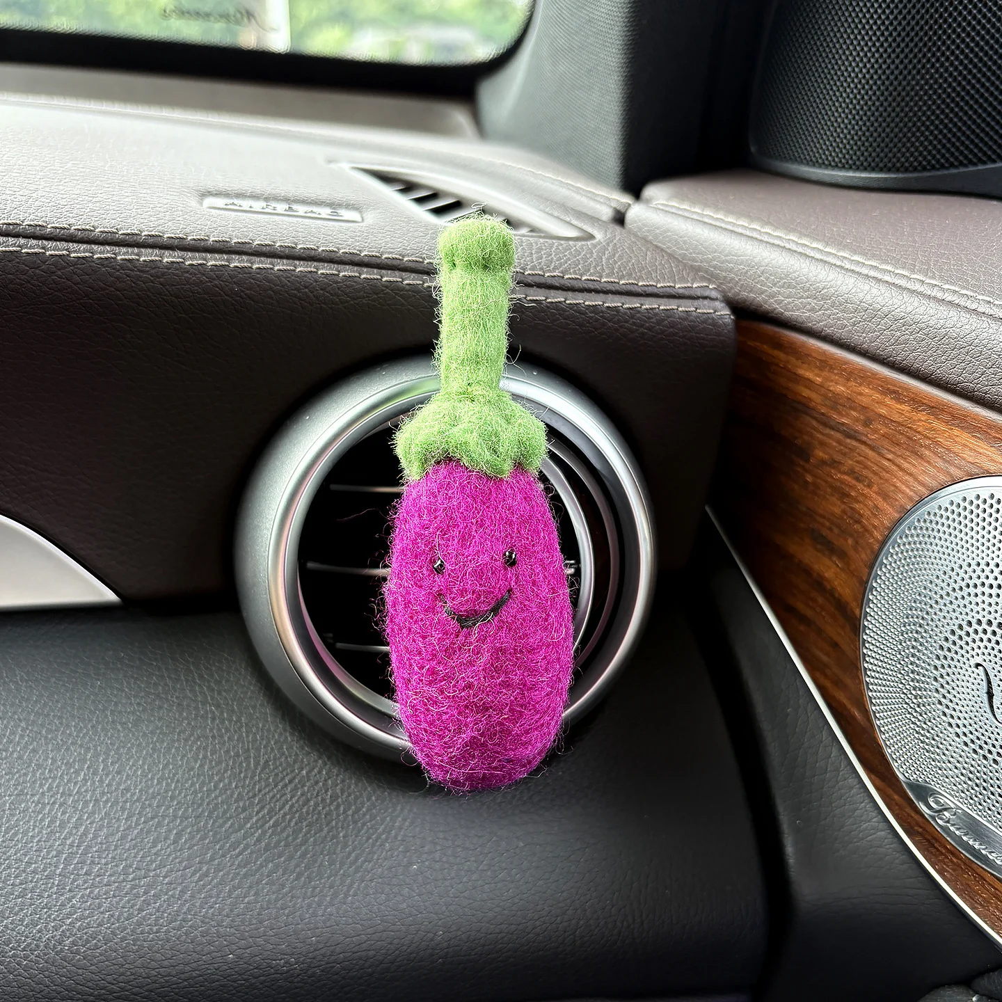Handmade Wool Felt Car Air-conditioner Vent Scent Clip Ornament — image 17
