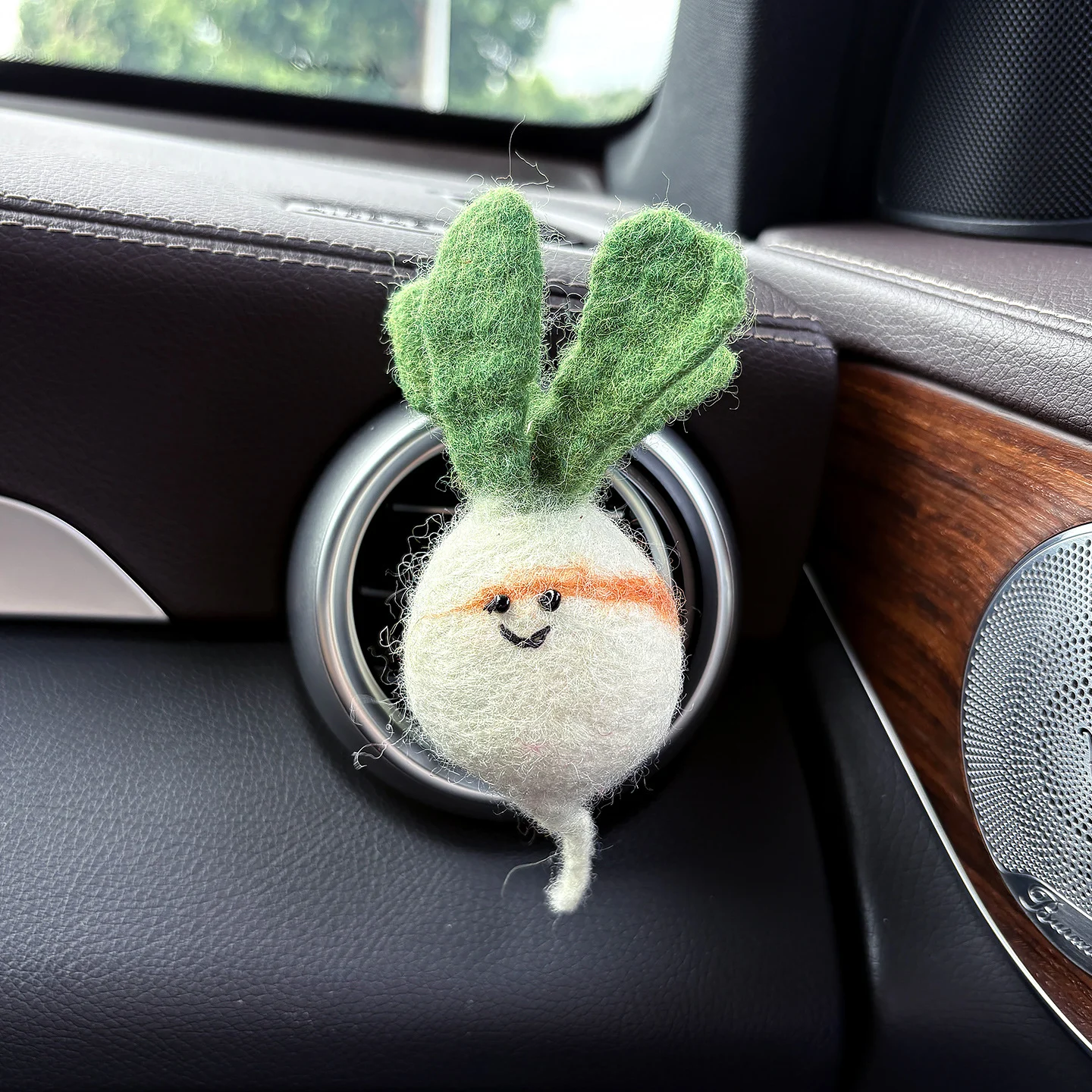 Handmade Wool Felt Car Air-conditioner Vent Scent Clip Ornament — image 19