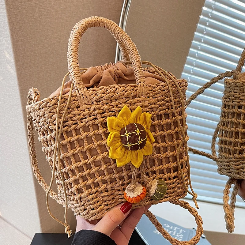 Handwoven Fashionable Crossbody Bag For Women — image 7