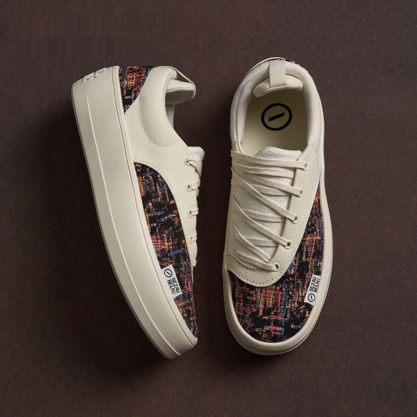Height-increasing Metropolitan Daytime Casual Sneakers — image 3