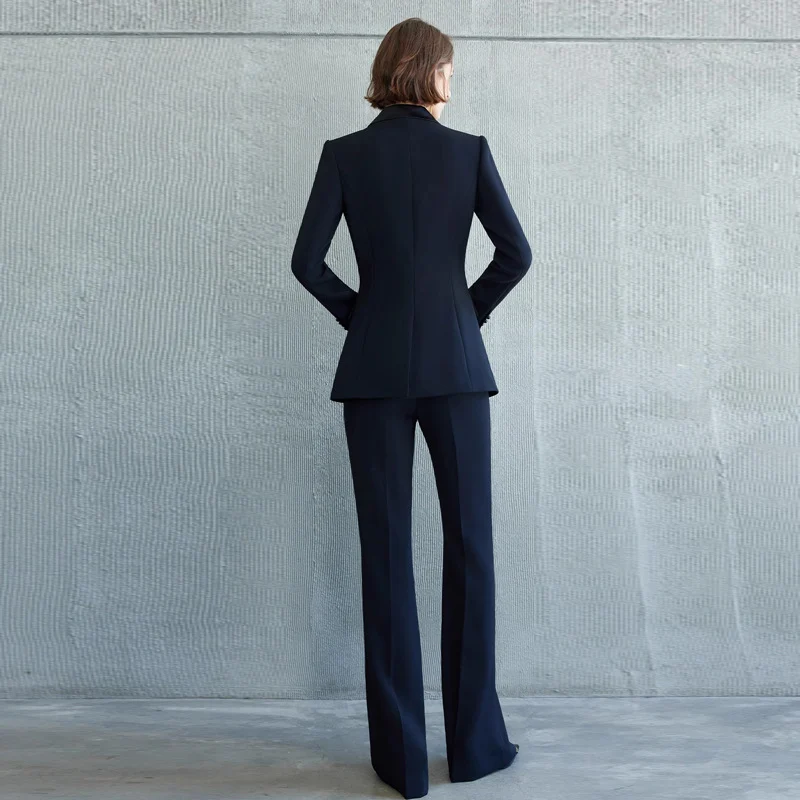 High-end Slightly Flared Pants — image 4