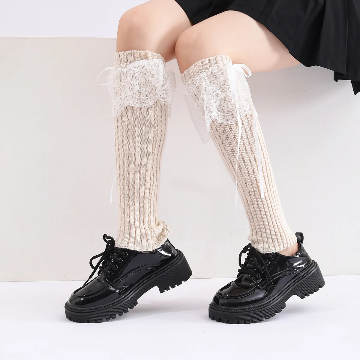 Knitted Solid Color Lace With Bow Leg Warmer — image 5