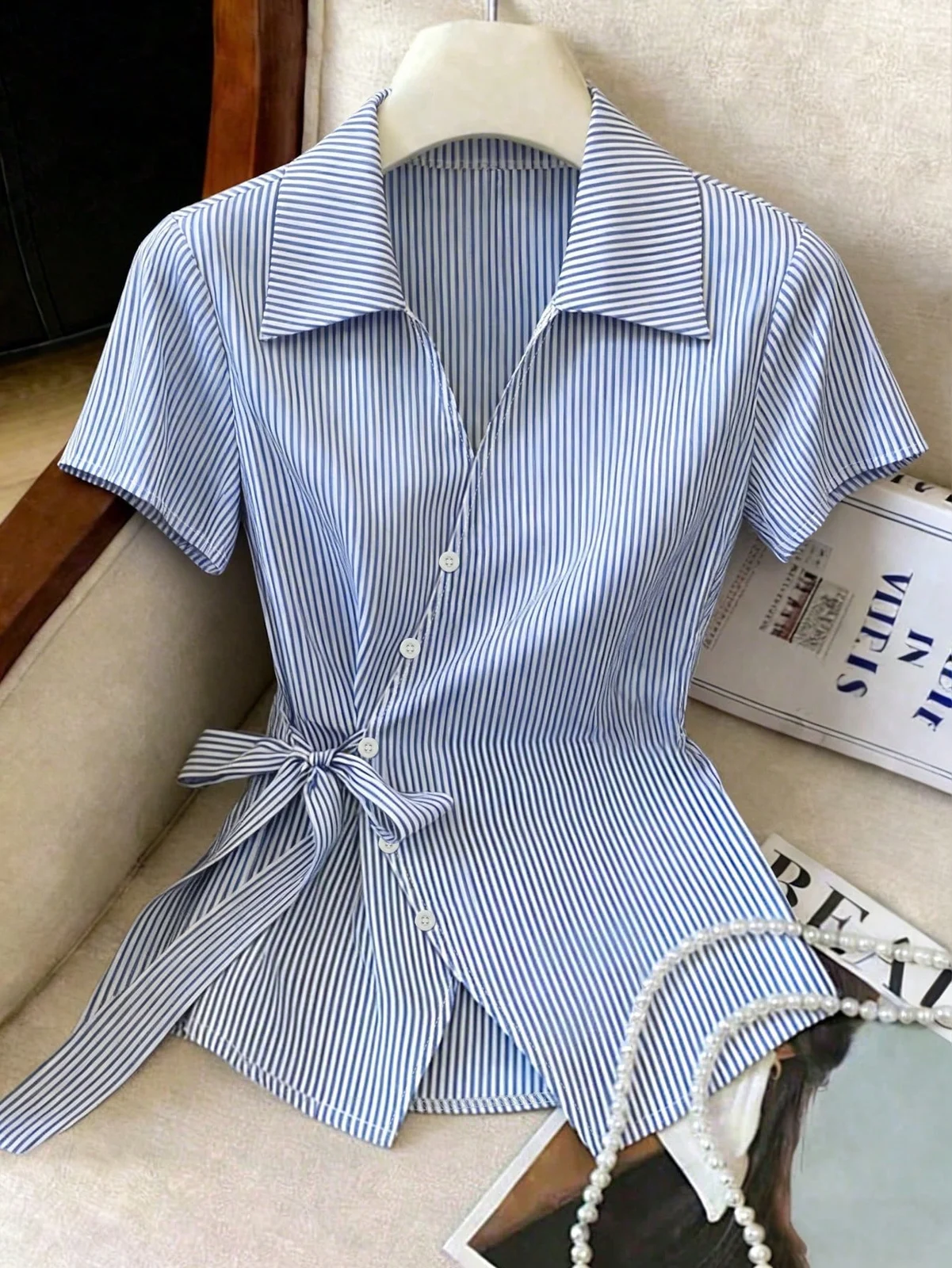 Lace-up V-neck Striped Short-sleeve Top — image 3