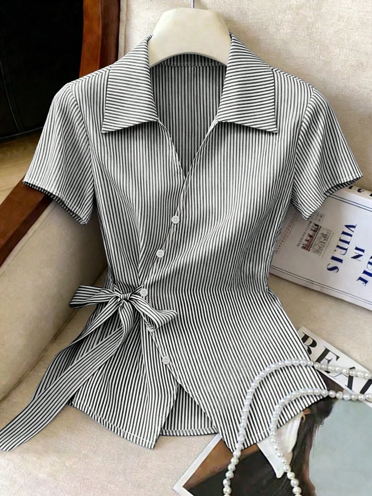Lace-up V-neck Striped Short-sleeve Top — image 4