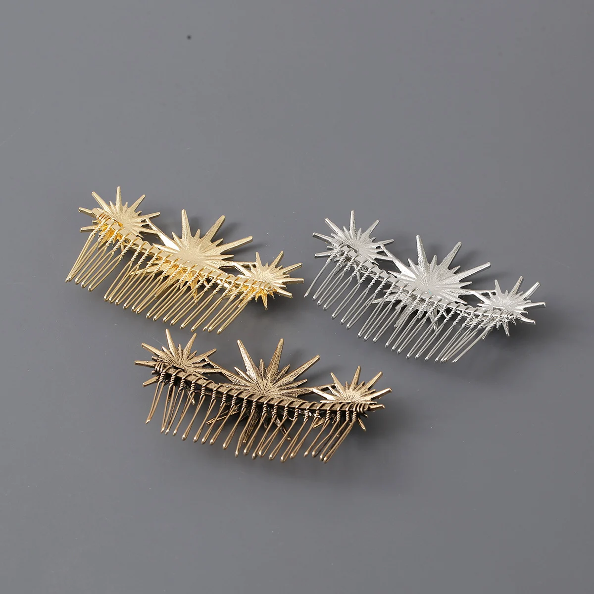 Large And Small Diamond-studded Vintage Hair Comb With A Starry Design — image 6