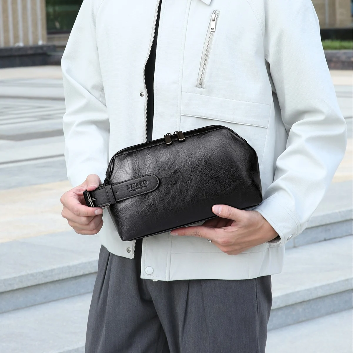 Large Capacity Business Casual Men's Soft Leather Handbag — image 5
