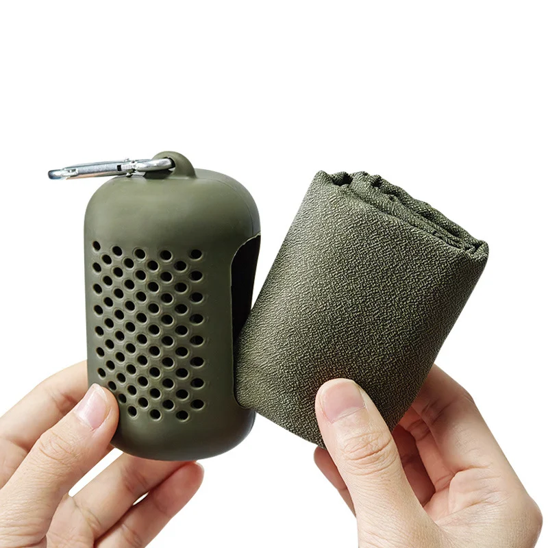 Lightweight Outdoor Quick-drying Towel — image 3