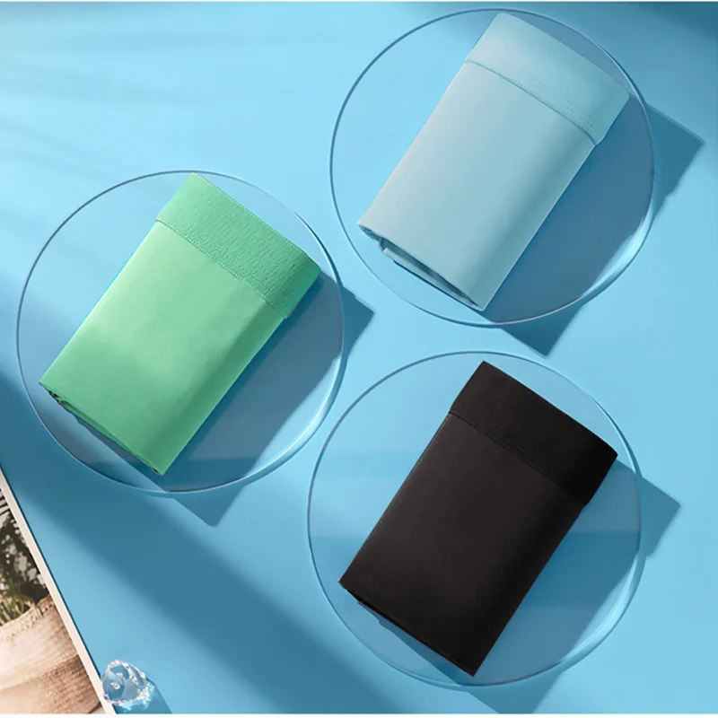 Men's Ice Silk Seamless Antibacterial Breathable Shorts — image 5