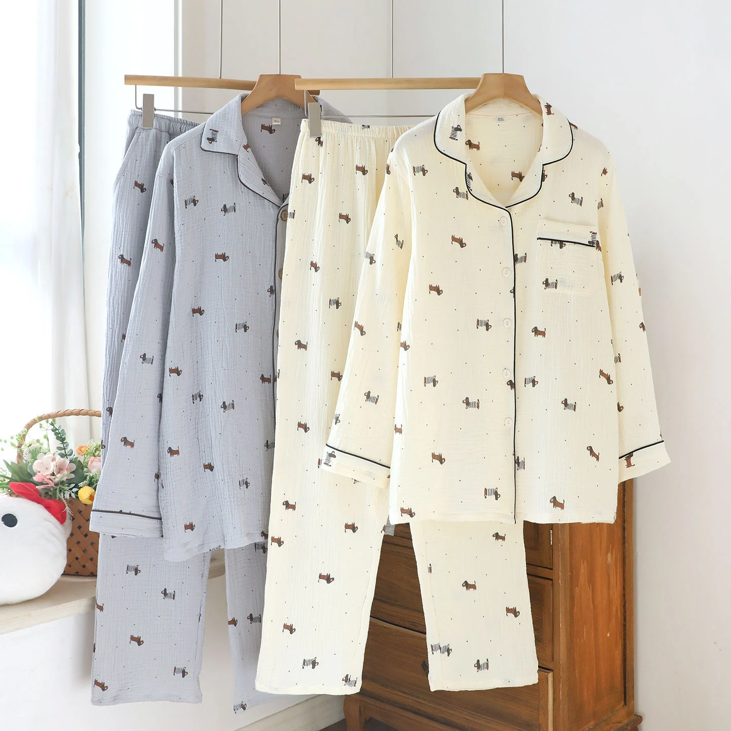 Mens And Womens Cartoon Cardigan Set — image 5