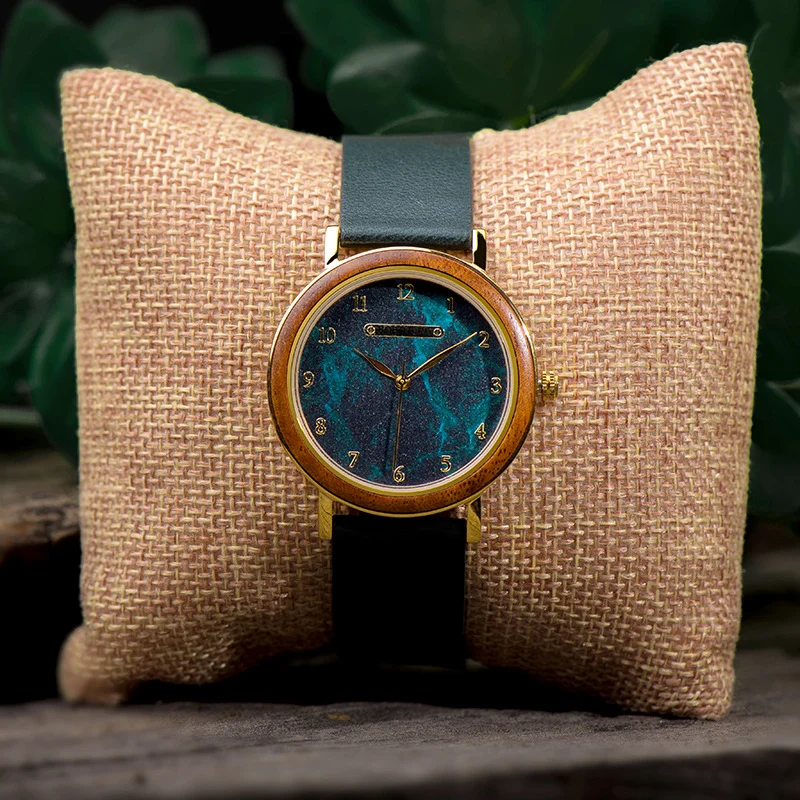 Mens And Womens Minimalist Wooden Watches — image 6