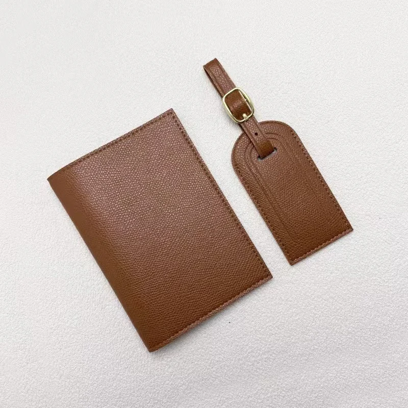 Minimalist, Versatile And Multi-functional Leather Passport Holder Luggage Tag Set — image 11