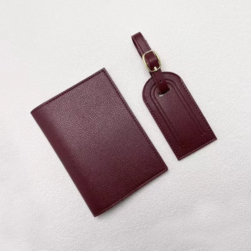 Minimalist, Versatile And Multi-functional Leather Passport Holder Luggage Tag Set — image 2