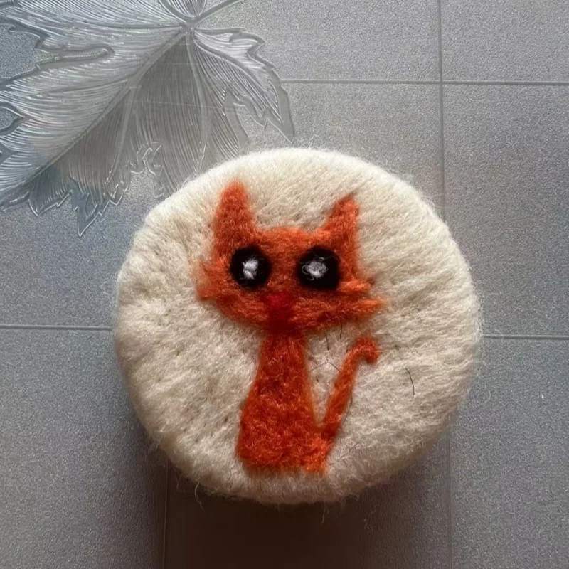 Nepalese Handmade Wool Felt Soap With Cat Pattern — image 2