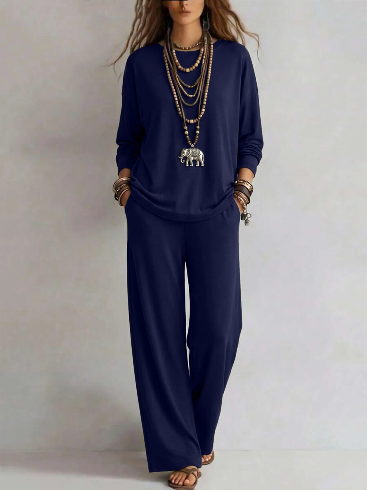 New Fallwinter Solid-color Womens Long-sleeve Top And Wide-leg Pants Two-piece Set — image 3