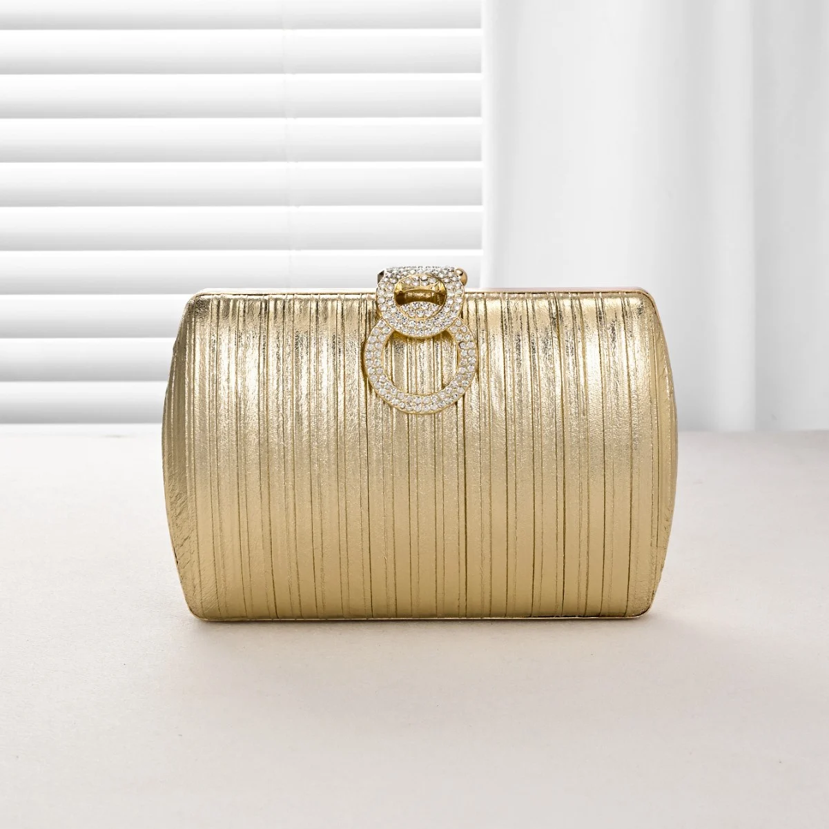 New Solid-color Pleated Evening Handbag For Women — image 4