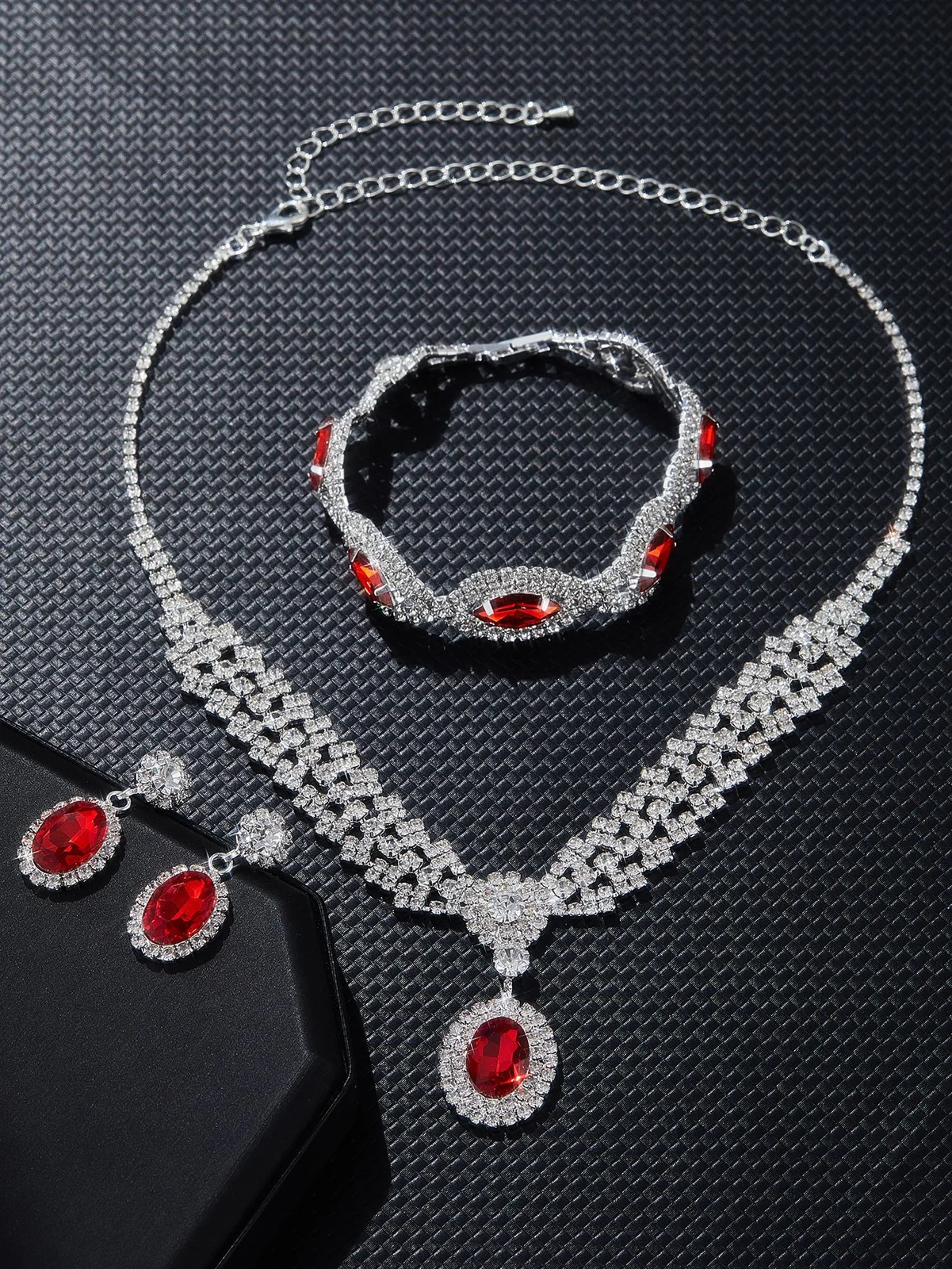 New Style Elegant Luxury Sapphire Necklace Set Of Four Pieces — image 4