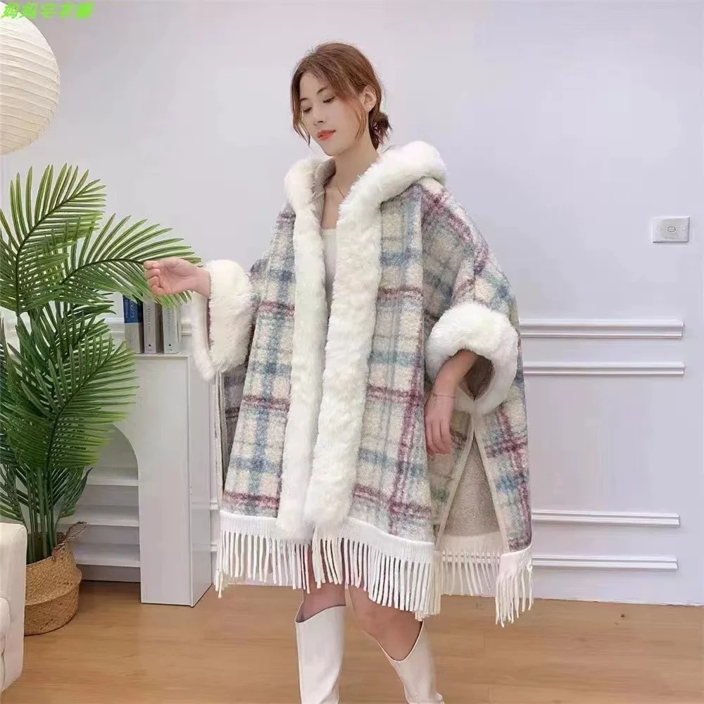 New Winter Hooded Cloak Shawl Fleece-lined And Extra-thick Latest Style — image 4