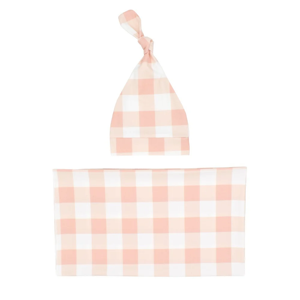 Newborn Swaddle Blanket And Knotted Baby Hat 2-piece Set — image 2