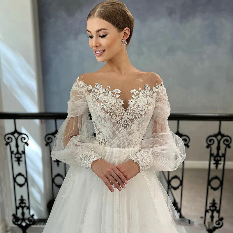One-shoulder Long-sleeved Waist-cinching Figure-flattering Ball Gown Bridal Wedding Dress — image 4