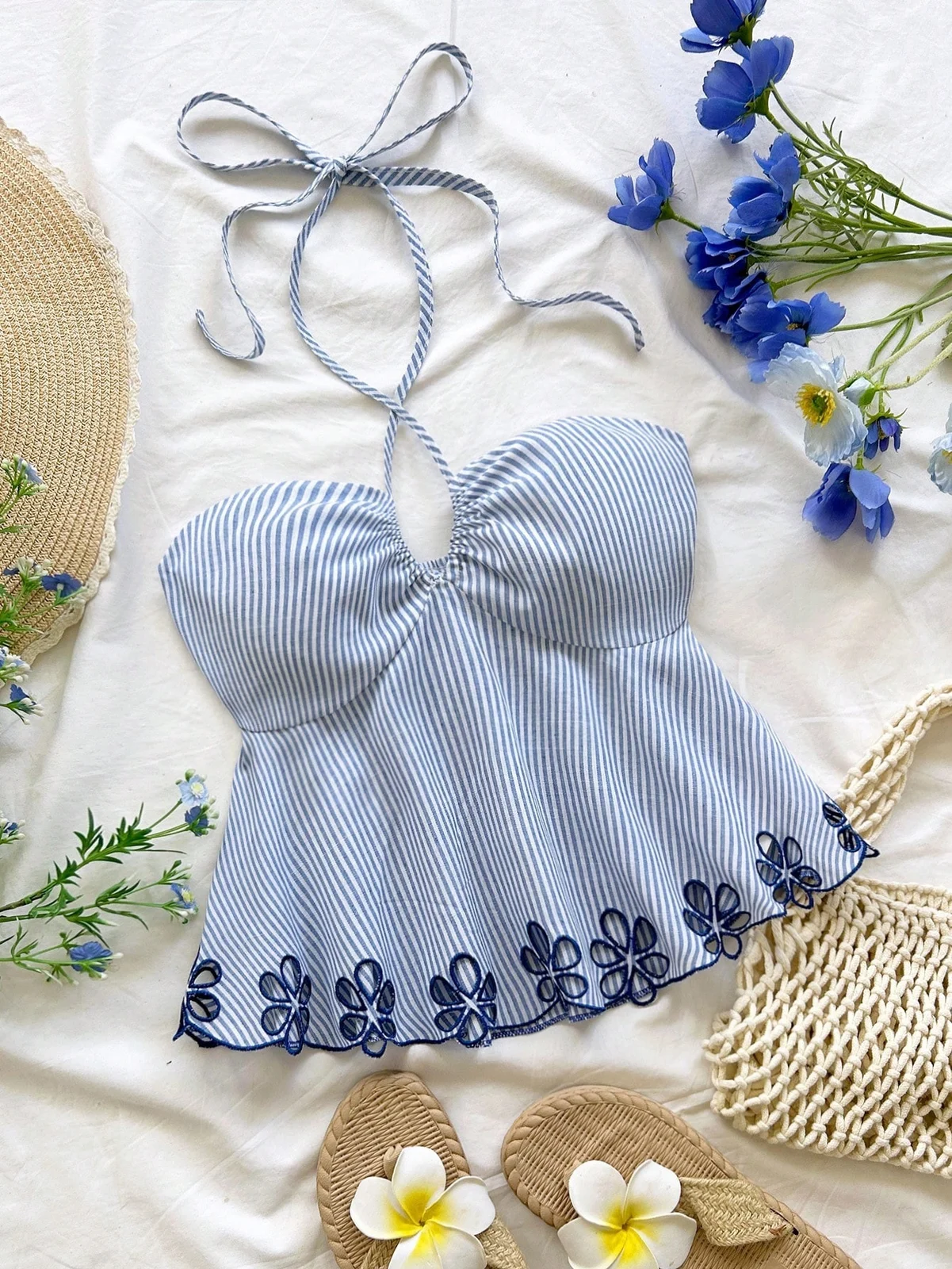 One-shoulder Strap Backless Striped Tie-top — image 3