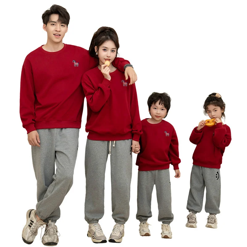 Parent-child Matching Cozy Long-sleeve Sweatshirt For Fall And Winter — image 5
