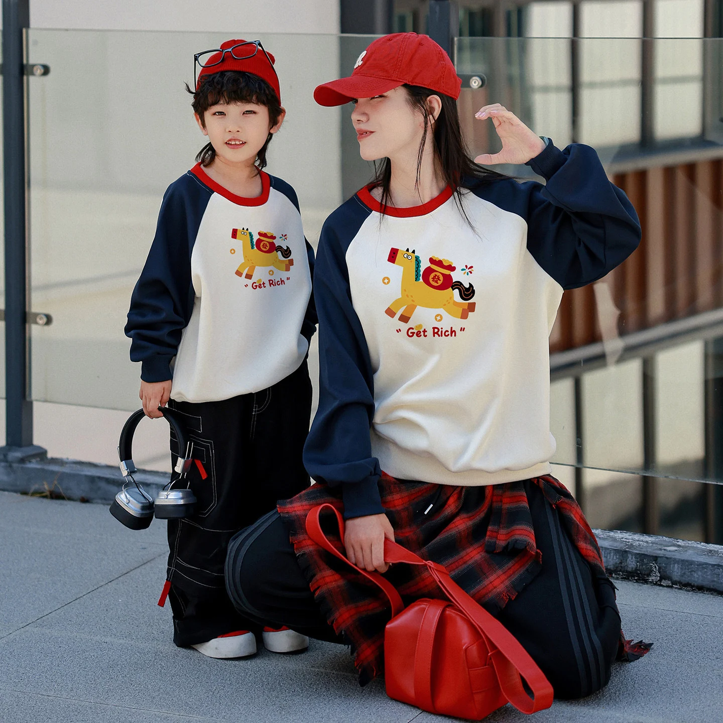 Parent-child Matching Sweatshirts Soft And Breathable Non-pillingnew Springautumn… — image 1