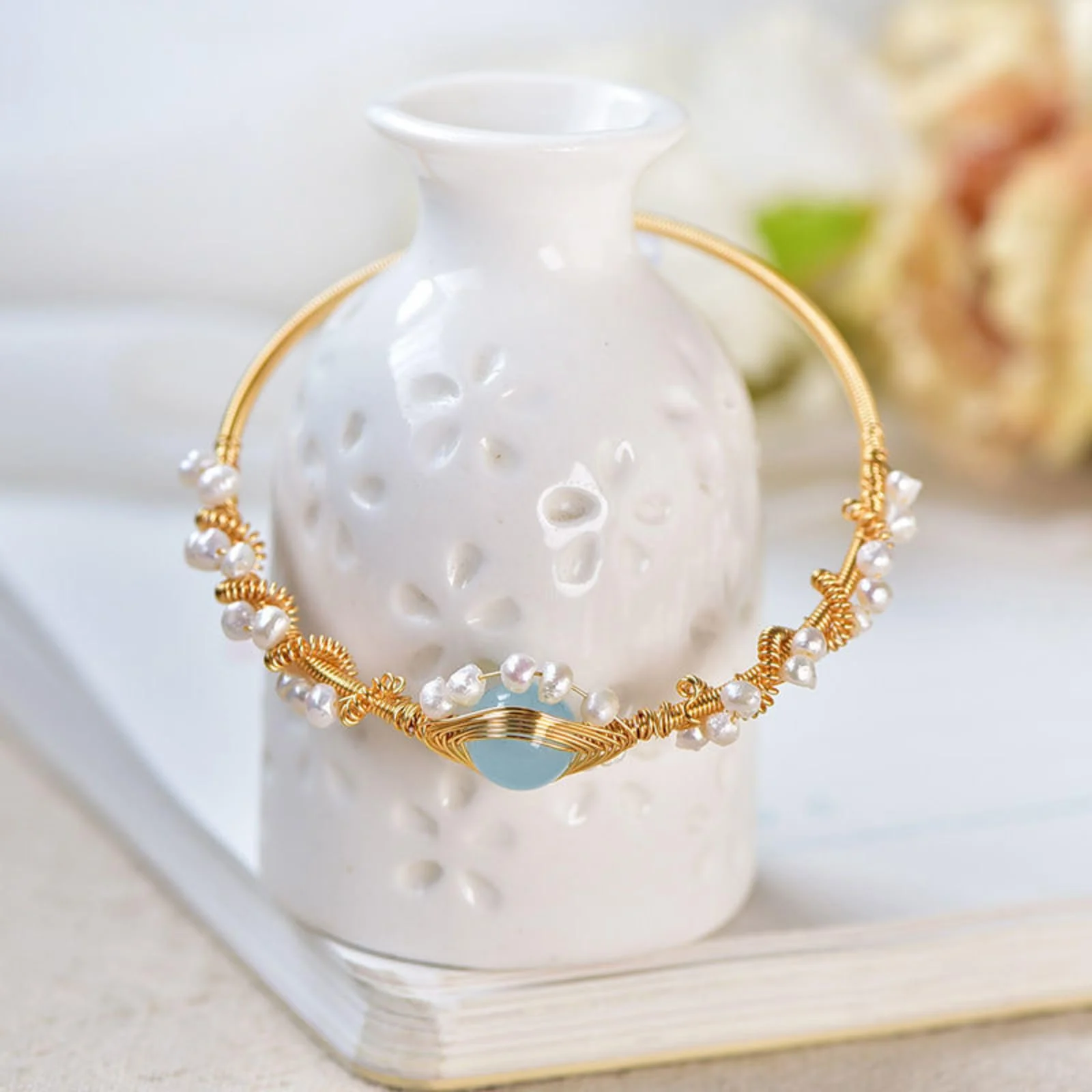Pearl Bracelets For Women Gold Plating Bracelet Wire Braided Vintage Style Cuff Fashion — image 1