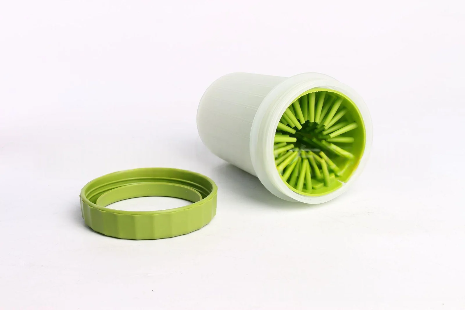Pet Foot Washer Cat Paw Washing Cup — image 3