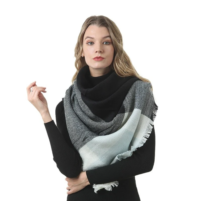 Plaid-print Versatile Neck Scarf Shawl — image 2