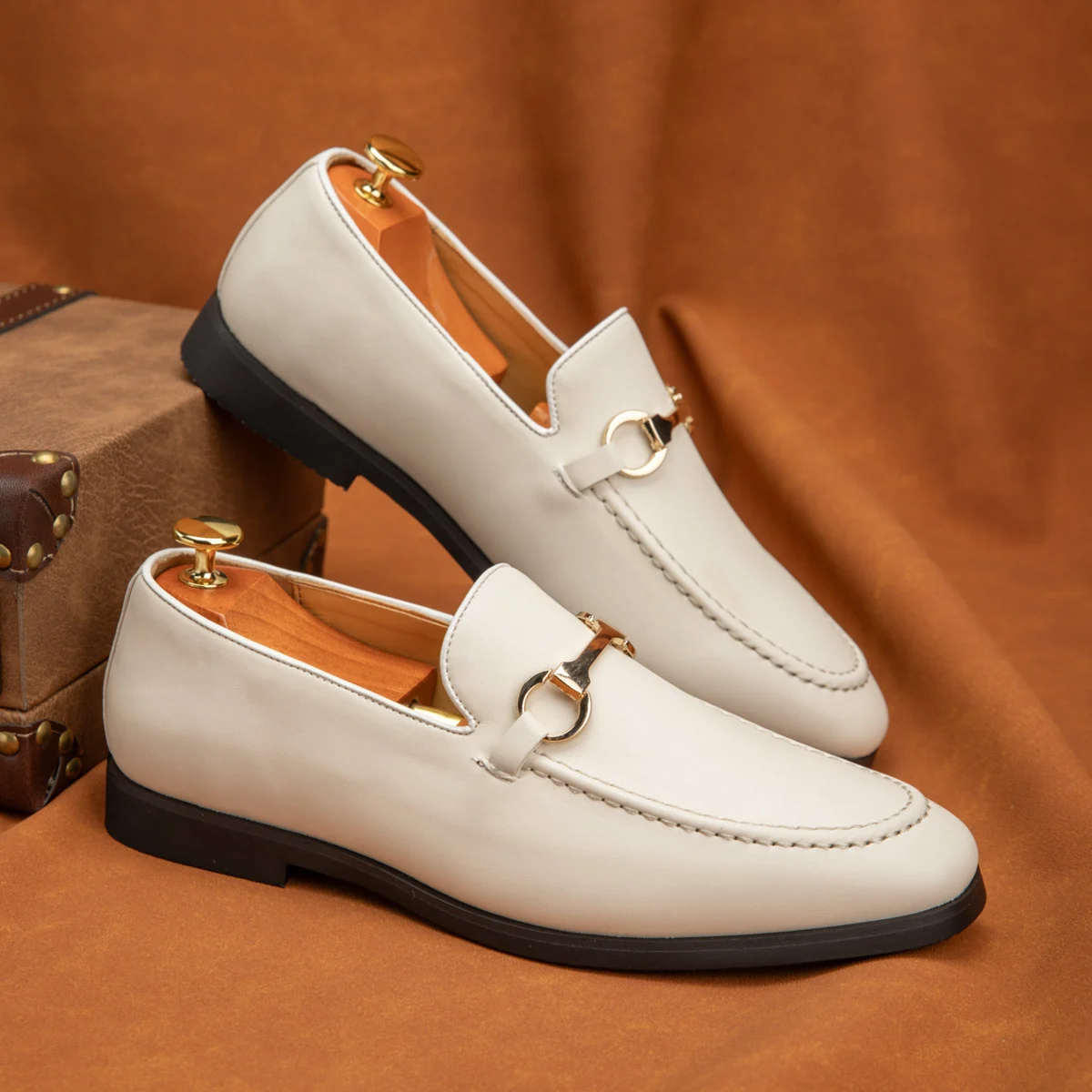 Plus-size Mens Loafers British-style Lightweight Casual Leather Shoes For Export — image 1