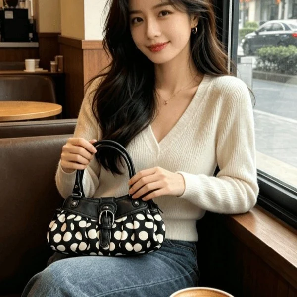 Retro Black-and-white Polka-dot Underarm Shoulder Bag — image 3