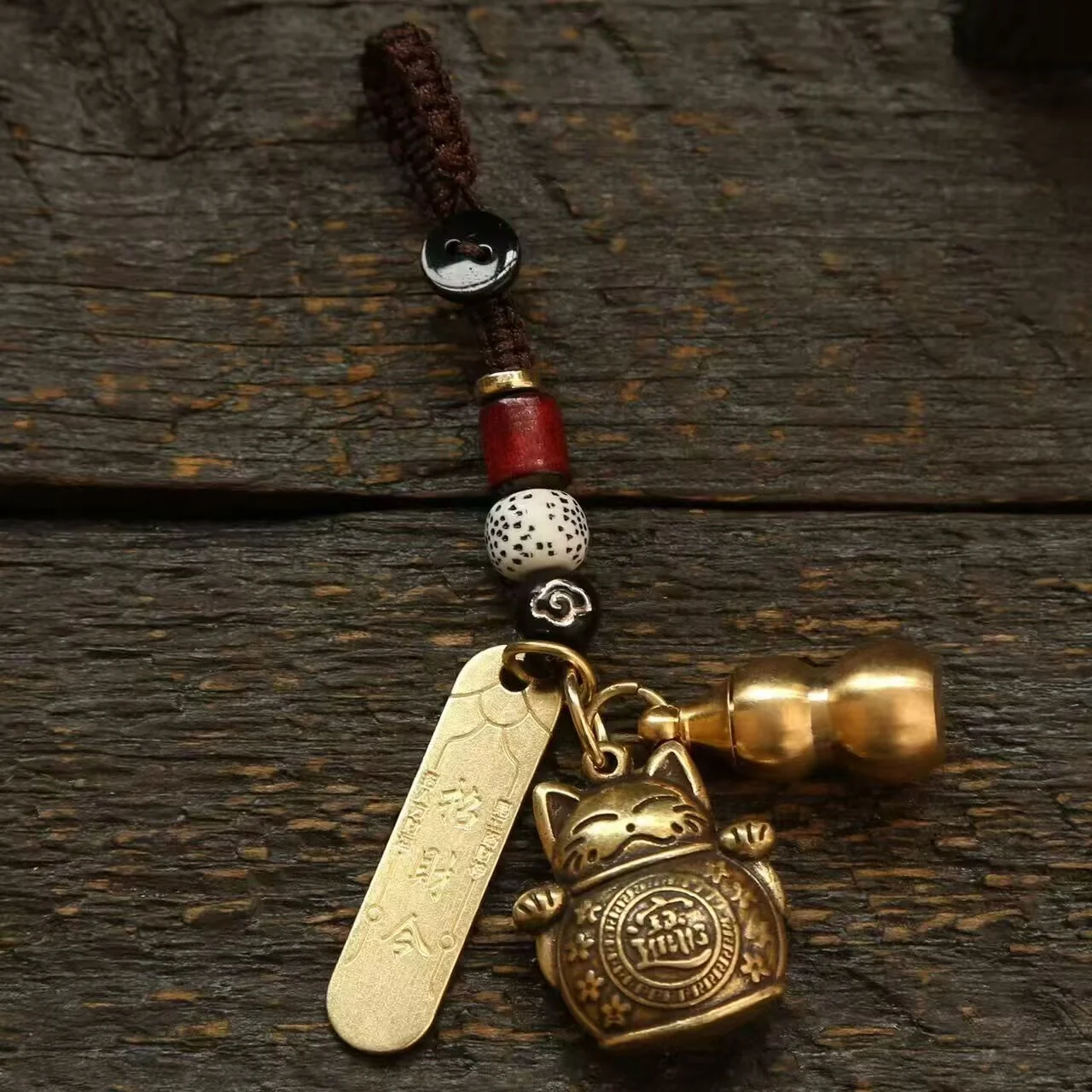 Retro Car Pendant For Men And Women — image 1