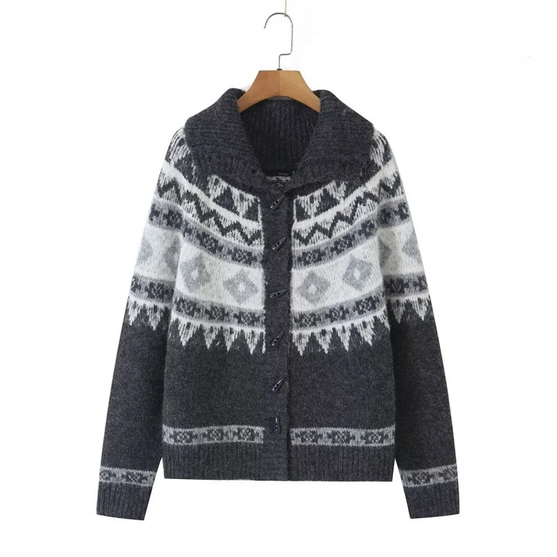 Retro Fair Isle Knit Sweater For Autumn And Winter High-end Sophistication — image 5