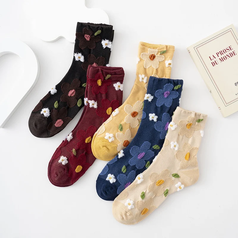 Retro Floral Mid-calf Womens Socks — image 3