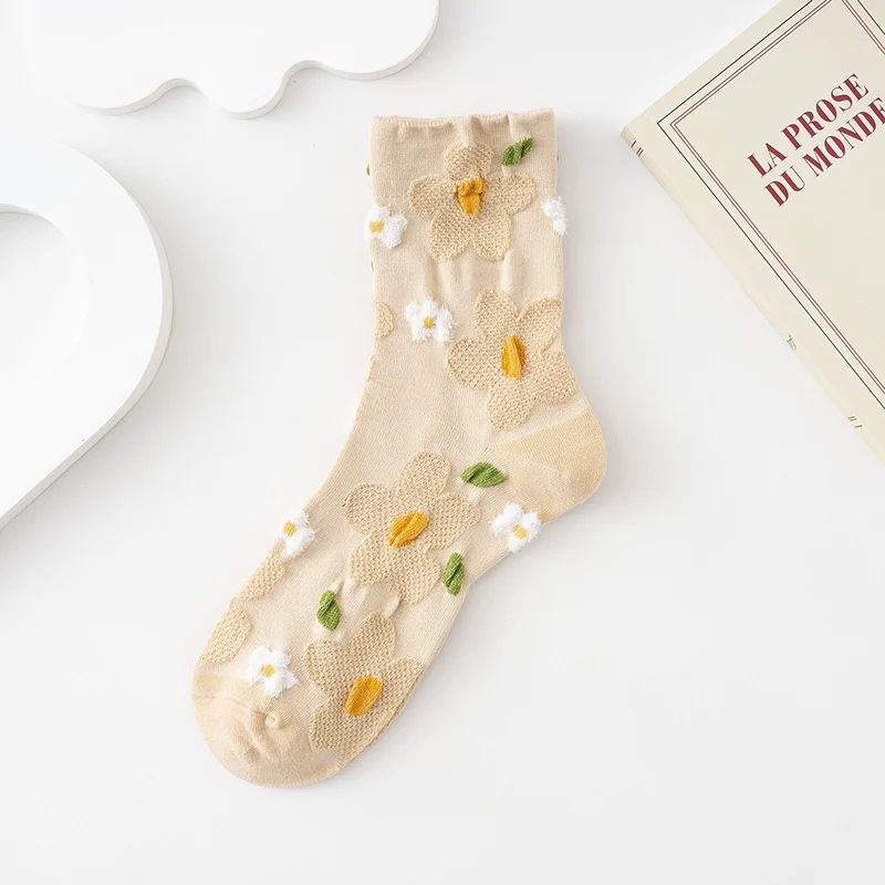Retro Floral Mid-calf Womens Socks — image 2