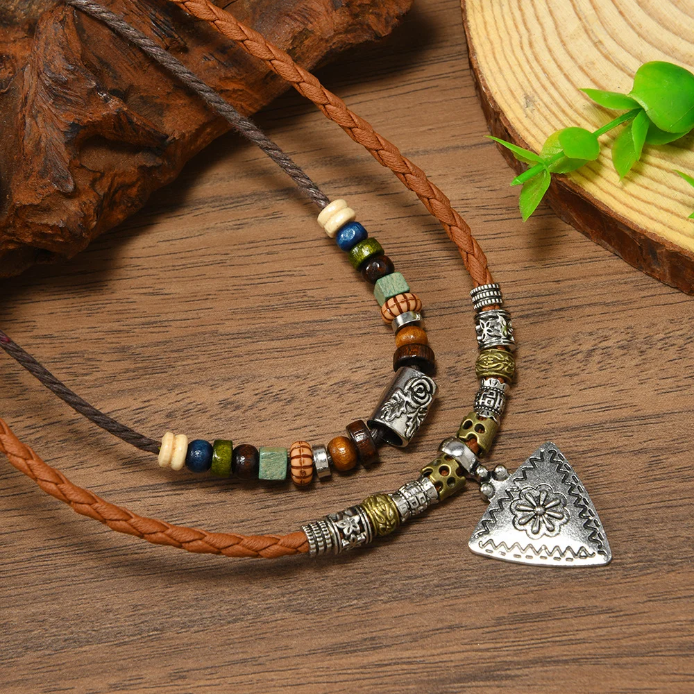Retro Geometric Triangle Pendant Necklace — image 5
