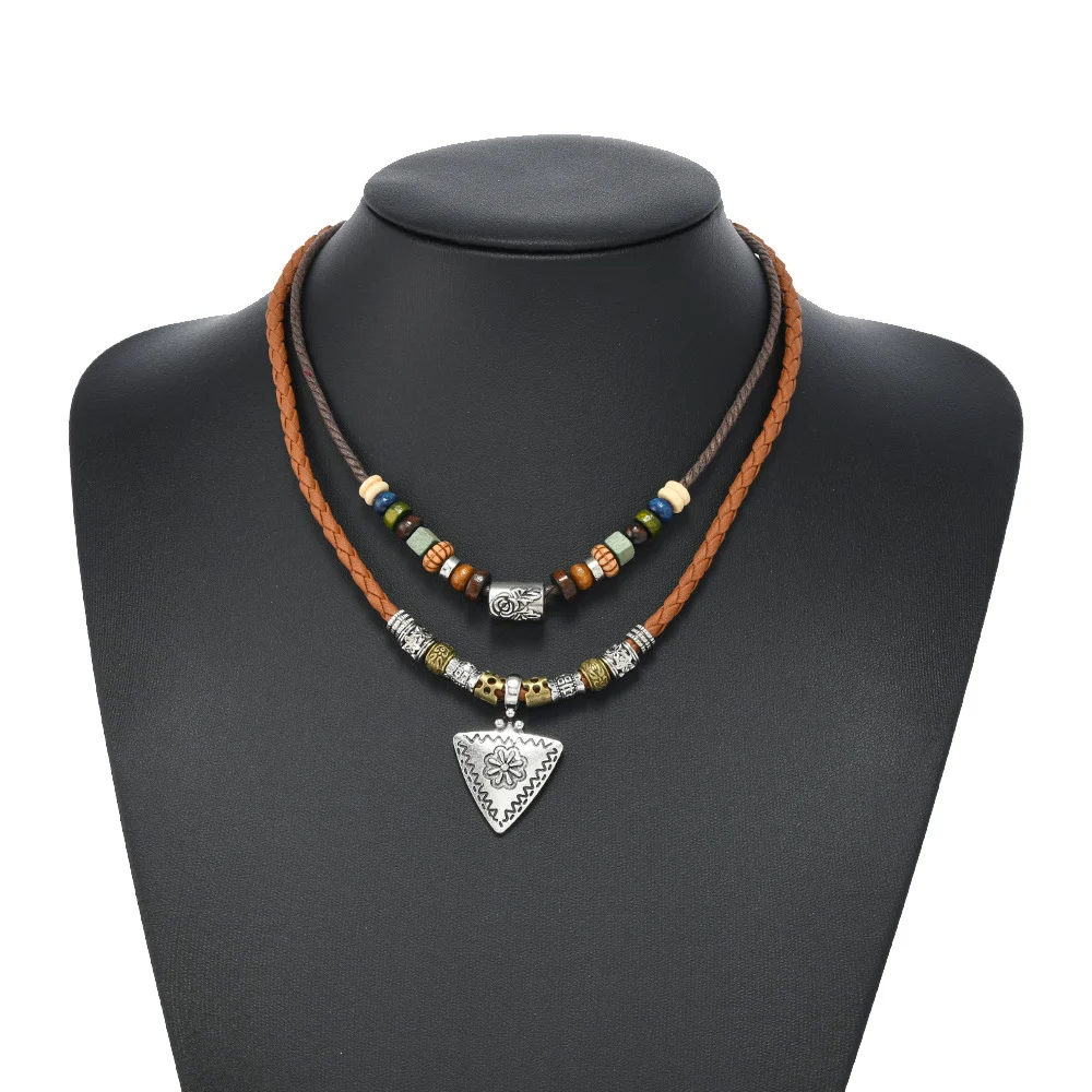 Retro Geometric Triangle Pendant Necklace — image 3