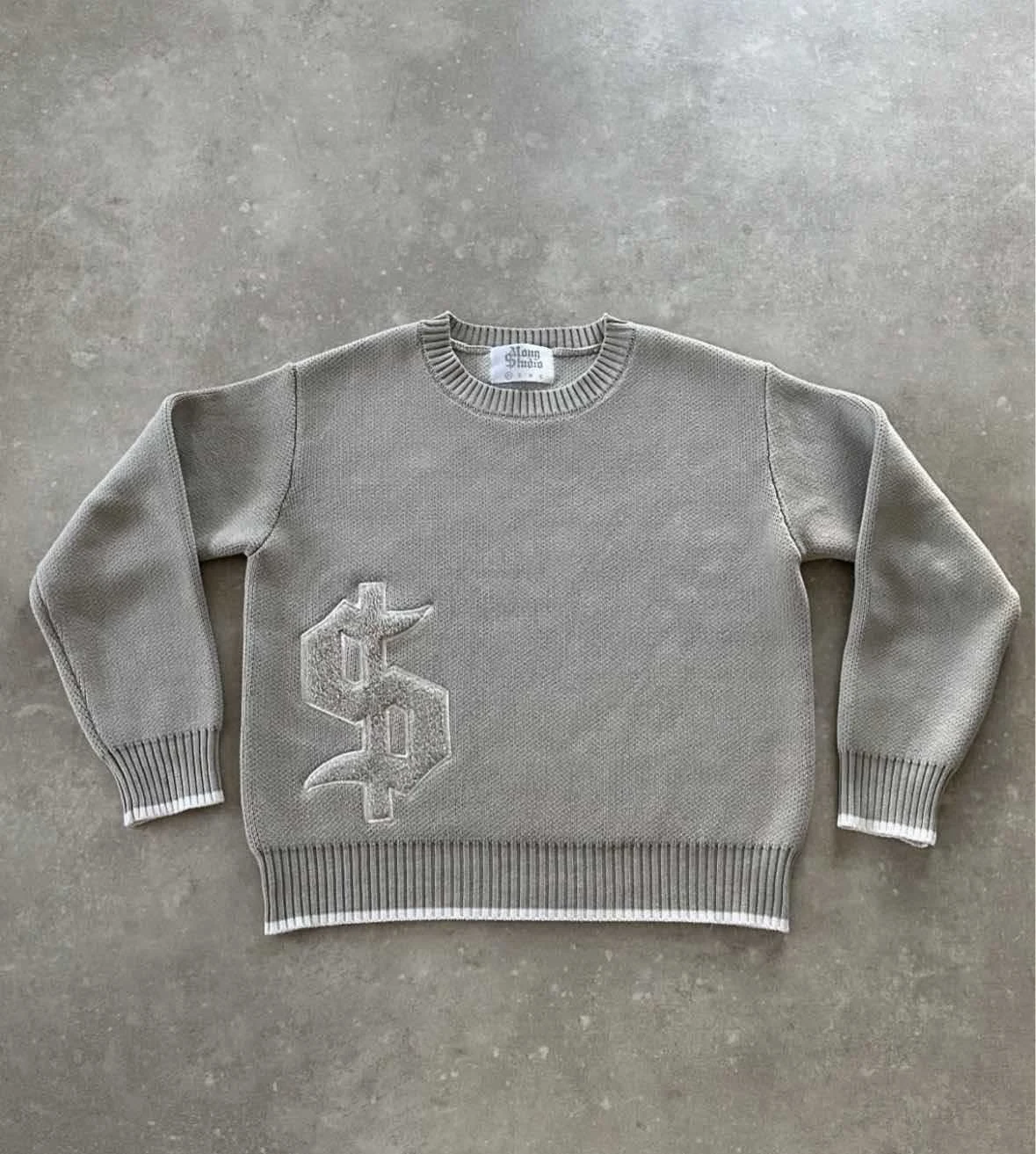 Retro Street Casual Loose Long-sleeved Top Autumn And Winter Warm Pullover Crewneck… — image 4