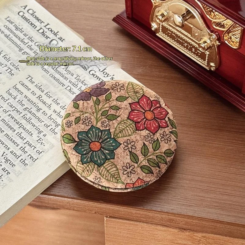 Retro-style Portable Compact Mirror — variant image